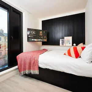  شقة Joivy At Iona Street - Adults Only